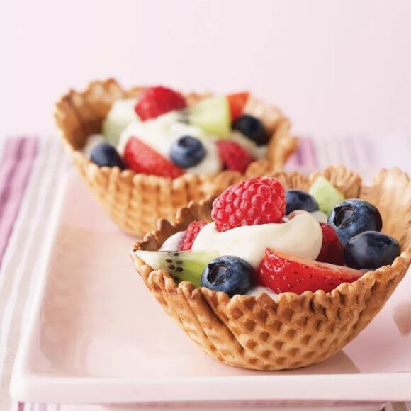 Waffle Cone Express for Ice Cream -- Waffle Maker Complete - Picture 2 of 8